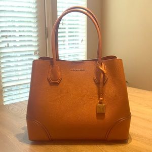 MK tote purse
